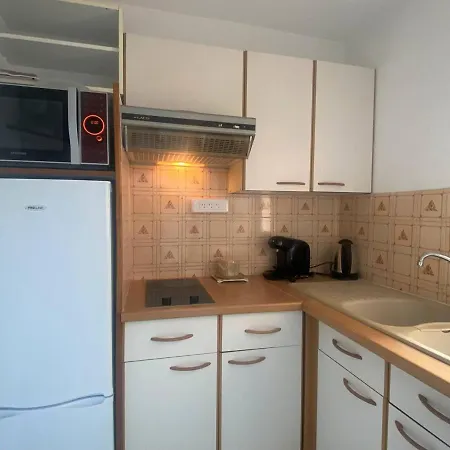 Cosy A 300m De La Plage, Parking Prive, Loggia Fermee, 4 Pers., 2 Etoiles - Fr-1-225-758 *