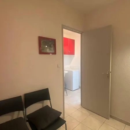 Apartment Cosy A 300m De La Plage, Parking Prive, Loggia Fermee, 4 Pers., 2 Etoiles - Fr-1-225-758 Argeles-sur-Mer